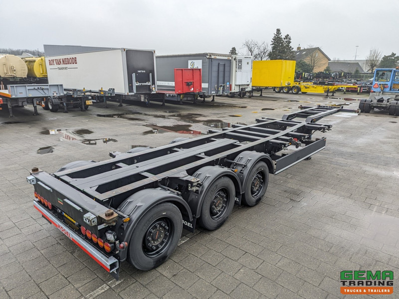 Kögel PORT 45 SIMPLEX BlackEdition - 2 LiftAssen - LZV Gekeurd - Alle aansluitingen - TOP! 07/2025APK - Containertransporter/ Wissellaadbak oplegger: afbeelding 1 Kögel PORT 45 SIMPLEX BlackEdition - 2 LiftAssen - LZV Gekeurd - Alle aansluitingen - TOP! 07/2025APK - Containertransporter/ Wissellaadbak oplegger: afbeelding 1