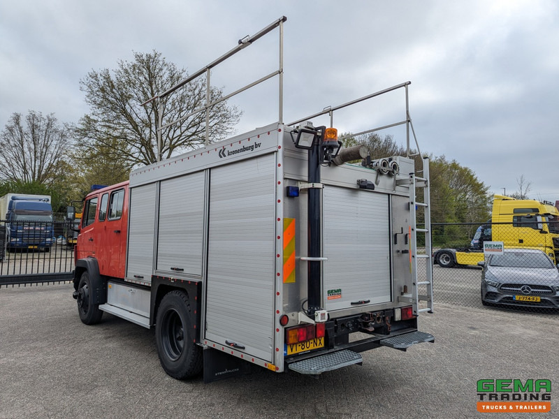 Mercedes-Benz 1124 AF 4x4 Dubbelcab 6Cil - 9 Pers - Kronenburg Tankautospuit TS08 LD3.000 HD240 T2.400 LiterTank - Brandweerwagen: afbeelding 4 Mercedes-Benz 1124 AF 4x4 Dubbelcab 6Cil - 9 Pers - Kronenburg Tankautospuit TS08 LD3.000 HD240 T2.400 LiterTank - Brandweerwagen: afbeelding 4