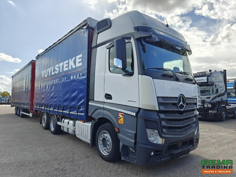Mercedes-Benz Actros 2645 6x2 Gigaspace Euro6 + 3Axle Trailer - 115m³ VolumeCombi - Dubbele Tanks - Moffet Aansluiting - HH Vloer - SMARTTacho V2 - Bakwagen: afbeelding 4 Mercedes-Benz Actros 2645 6x2 Gigaspace Euro6 + 3Axle Trailer - 115m³ VolumeCombi - Dubbele Tanks - Moffet Aansluiting - HH Vloer - SMARTTacho V2 - Bakwagen: afbeelding 4