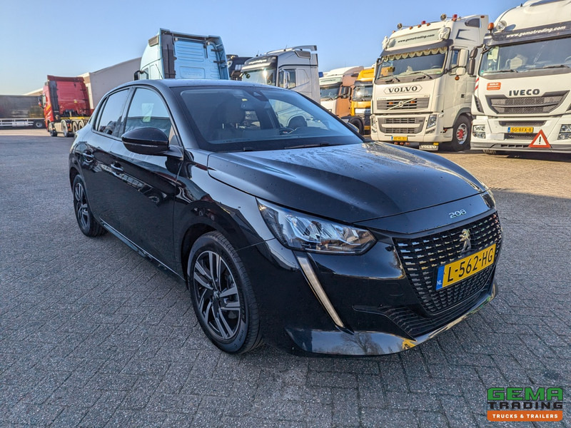 Peugeot 208 1.2 PureTech Active Pack - 67000km - Handgeschakeld - Navi - LMV - Carplay - 05/2026APK - Hatchback: afbeelding 2 Peugeot 208 1.2 PureTech Active Pack - 67000km - Handgeschakeld - Navi - LMV - Carplay - 05/2026APK - Hatchback: afbeelding 2