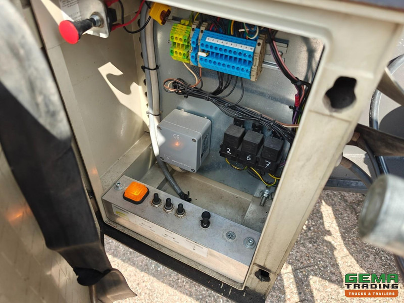 Leasing Renders 12.27NA 3-Assen BPW - SteilLader - Kabelsysteem 30T - Kipper - AluContainer 33m³ - Draadloze Afstandsbediening Renders 12.27NA 3-Assen BPW - SteilLader - Kabelsysteem 30T - Kipper - AluContainer 33m³ - Draadloze Afstandsbediening: afbeelding 20