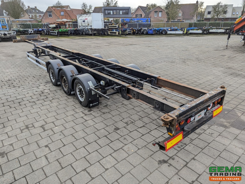 Renders ROC 12.27 CC 3-Assen MB - Schijfremmen - Achterschuiver - 40/45FT - Containertransporter/ Wissellaadbak oplegger: afbeelding 4 Renders ROC 12.27 CC 3-Assen MB - Schijfremmen - Achterschuiver - 40/45FT - Containertransporter/ Wissellaadbak oplegger: afbeelding 4