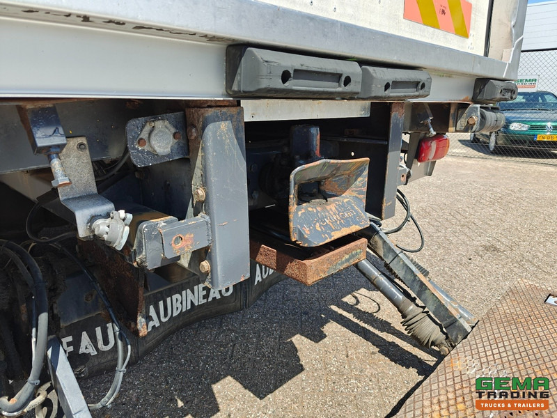 Koelwagen vrachtwagen Scania P94D-260 4x2 Dagcab Euro2 - Handgeschakeld - Koel-Vriesbak 7.5m - Carrier Genesis R90 - Vangmuil: afbeelding 17