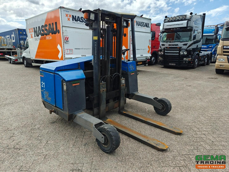 Terberg Kinglifter TKL-M-1x3 - Yanmar Diesel - 2500KG - 3523 uur - Meeneemheftruck: afbeelding 3 Terberg Kinglifter TKL-M-1x3 - Yanmar Diesel - 2500KG - 3523 uur - Meeneemheftruck: afbeelding 3