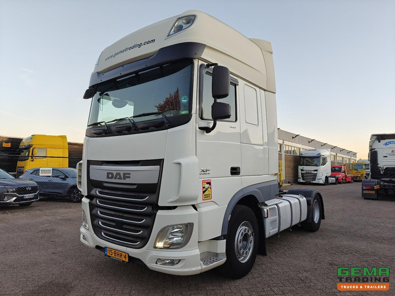 DAF XF 460 FT 4x2 Superspacecab Euro6C - Dubbele tanks - Rema - Trekker: afbeelding 1 DAF XF 460 FT 4x2 Superspacecab Euro6C - Dubbele tanks - Rema - Trekker: afbeelding 1