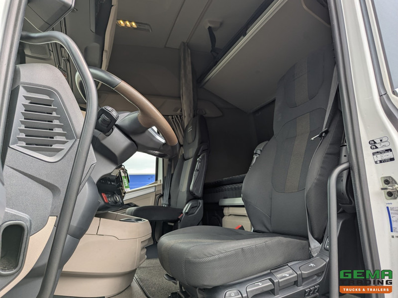 DAF XG+ 4x2 Euro6E - MEGA/Lowdeck - Retarder - Dubbele tanks - MirrorCam - 3 DVS StarRating - Trekker: afbeelding 5 DAF XG+ 4x2 Euro6E - MEGA/Lowdeck - Retarder - Dubbele tanks - MirrorCam - 3 DVS StarRating - Trekker: afbeelding 5