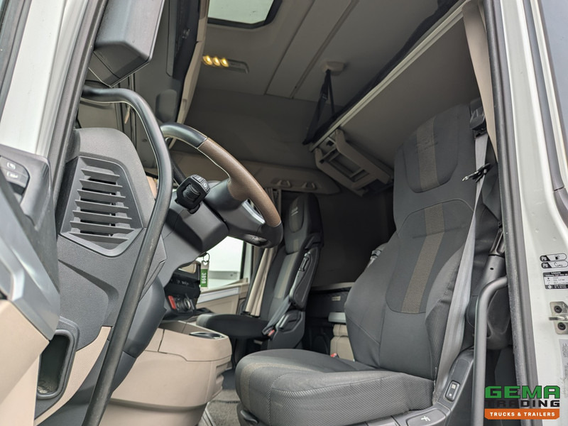 DAF XG+ 4x2 Euro6E - MEGA/Lowdeck - Retarder - Dubbele tanks - MirrorCam - 3 DVS StarRating - Trekker: afbeelding 5 DAF XG+ 4x2 Euro6E - MEGA/Lowdeck - Retarder - Dubbele tanks - MirrorCam - 3 DVS StarRating - Trekker: afbeelding 5