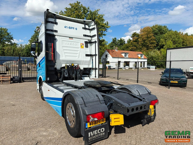 Iveco S-WAY 420 4x2 Euro6D - Dubbele Tanks - StandAirco - Navi - SMARTTacho V2 - 04/2026 APK - Trekker: afbeelding 4 Iveco S-WAY 420 4x2 Euro6D - Dubbele Tanks - StandAirco - Navi - SMARTTacho V2 - 04/2026 APK - Trekker: afbeelding 4