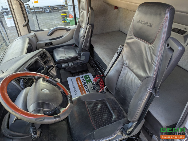 Renault Magnum 480 4x2 Euro5 EEV - Dubbele Tanks - Luchthoorns - Side Skirts - Trekker: afbeelding 5 Renault Magnum 480 4x2 Euro5 EEV - Dubbele Tanks - Luchthoorns - Side Skirts - Trekker: afbeelding 5
