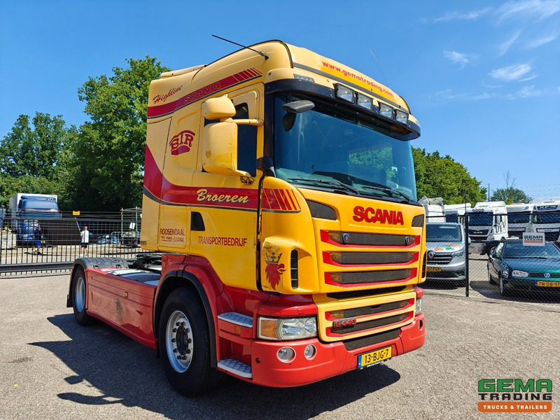 Scania G440 4x2 Highline Euro5 - Handgeschakeld - Retarder - Vollucht - Dubbele Tanks - PTO prep - Trekker: afbeelding 2 Scania G440 4x2 Highline Euro5 - Handgeschakeld - Retarder - Vollucht - Dubbele Tanks - PTO prep - Trekker: afbeelding 2