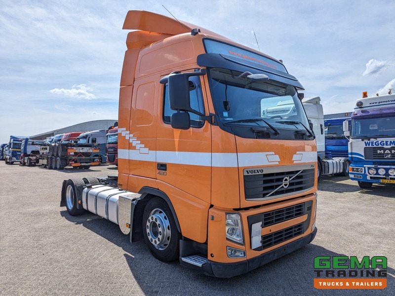 Volvo FH420 4x2 Euro5 FH420 4x2 Globetrotter Euro5 - XLOW - Trekker: afbeelding 2 Volvo FH420 4x2 Euro5 FH420 4x2 Globetrotter Euro5 - XLOW - Trekker: afbeelding 2