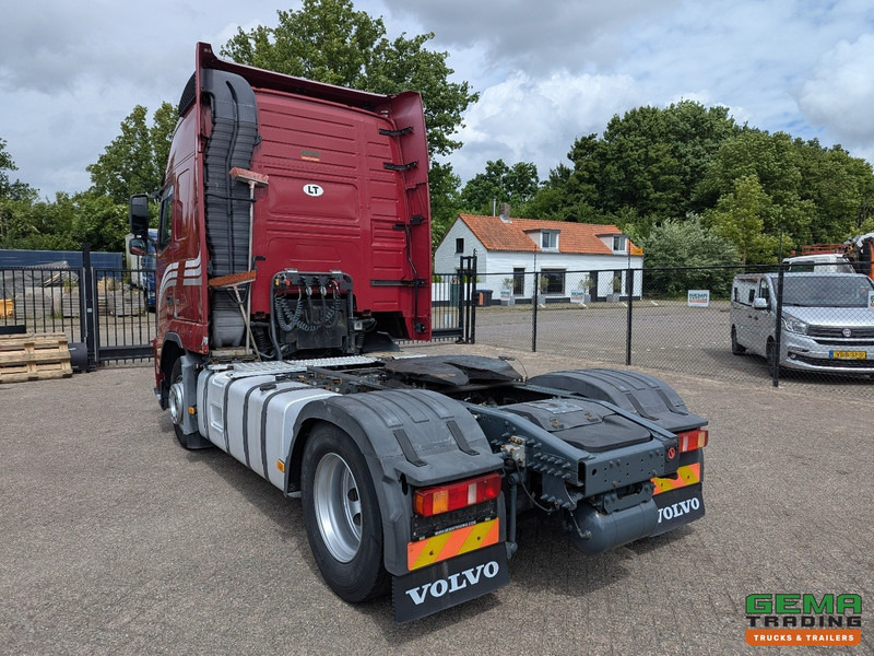 Volvo FH460 4x2 Globetrotter XL Euro5 - Handgeschakeld - Dubbele tanks - 8 units in stock! - Trekker: afbeelding 4 Volvo FH460 4x2 Globetrotter XL Euro5 - Handgeschakeld - Dubbele tanks - 8 units in stock! - Trekker: afbeelding 4