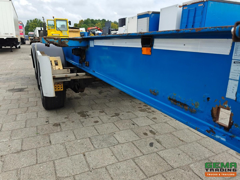 Containertransporter/ Wissellaadbak oplegger Van Hool 3B0079 3-Assen SAF - Schijfremmen - Alle aansluitingen / Universeel chassis: afbeelding 12 Containertransporter/ Wissellaadbak oplegger Van Hool 3B0079 3-Assen SAF - Schijfremmen - Alle aansluitingen / Universeel chassis: afbeelding 12