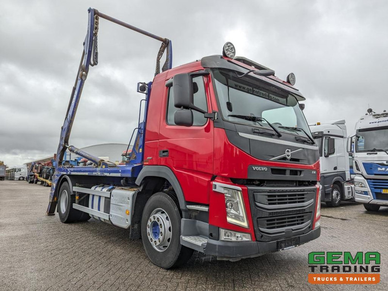 Volvo FM330 4x2 Daycab Euro6 JOAB PortaalSysteem 14T - Extendable - 251.000km - Portaalarmsysteem vrachtwagen: afbeelding 2 Volvo FM330 4x2 Daycab Euro6 JOAB PortaalSysteem 14T - Extendable - 251.000km - Portaalarmsysteem vrachtwagen: afbeelding 2