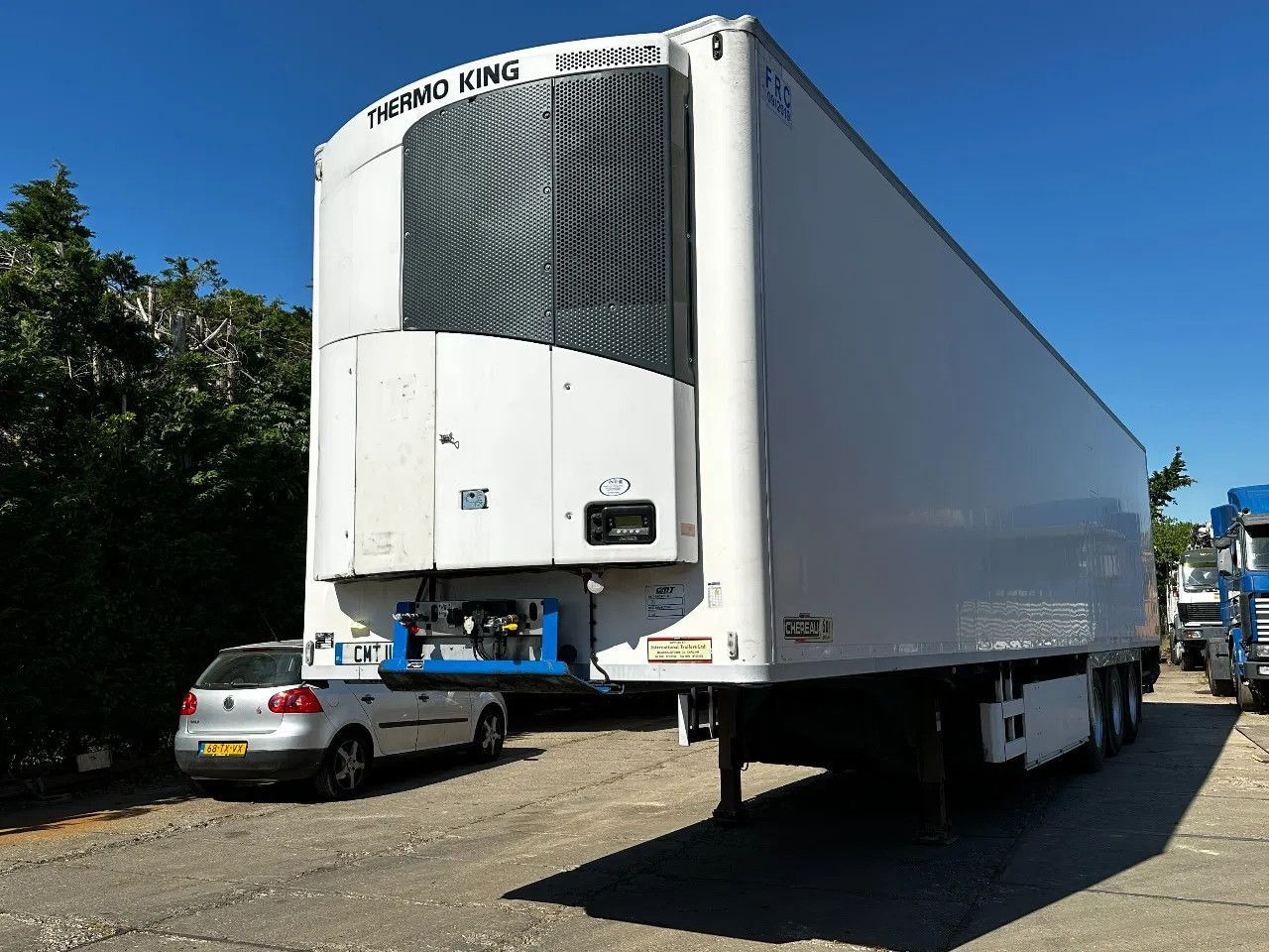 Chereau 3 Axle FRIGO Thermoking SLXe 300 H260cm - Koelwagen oplegger: afbeelding 1 Chereau 3 Axle FRIGO Thermoking SLXe 300 H260cm - Koelwagen oplegger: afbeelding 1