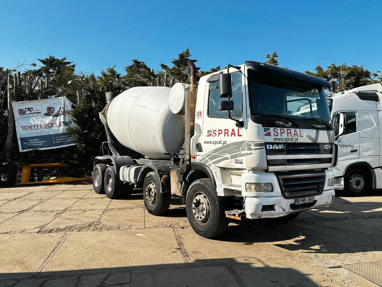 DAF CF 85.430 8X4 9m3 Mixer Spring/Spring ZF Manual - Betonmixer: afbeelding 1 DAF CF 85.430 8X4 9m3 Mixer Spring/Spring ZF Manual - Betonmixer: afbeelding 1