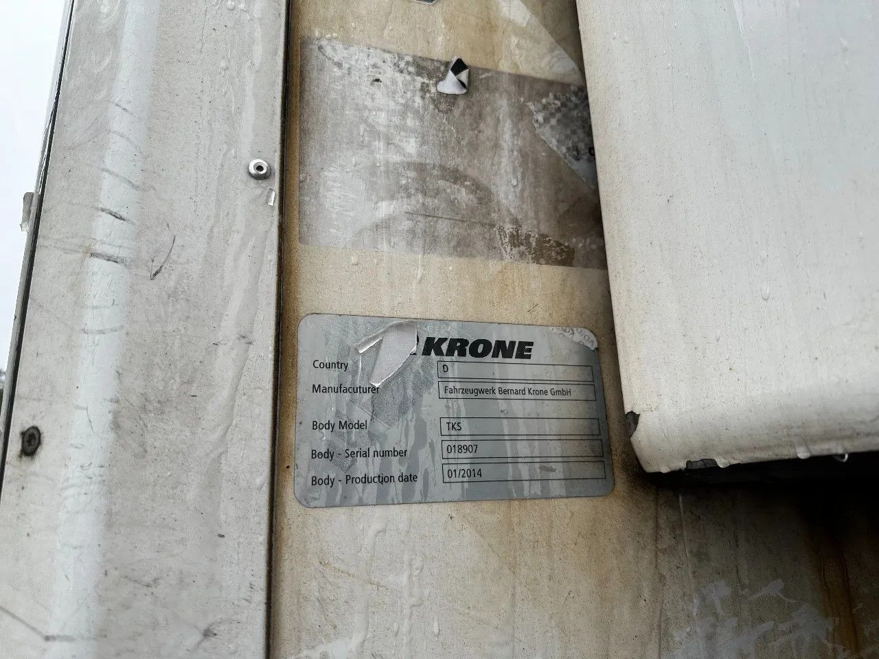 Krone 3 Axle FRIGO Thermoking SLXe trailer H265cm Krone 3 Axle FRIGO Thermoking SLXe trailer H265cm - Koelwagen oplegger: afbeelding 4 Krone 3 Axle FRIGO Thermoking SLXe trailer H265cm Krone 3 Axle FRIGO Thermoking SLXe trailer H265cm - Koelwagen oplegger: afbeelding 4