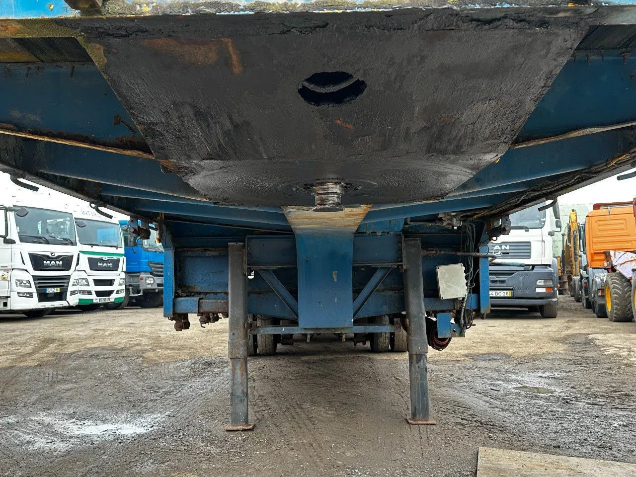 Nooteboom OSD-44 3 Axle lowloader Extandable 44Ton Nooteboom OSD-44 3 Axle lowloader Extandable 44Ton - Dieplader oplegger: afbeelding 4 Nooteboom OSD-44 3 Axle lowloader Extandable 44Ton Nooteboom OSD-44 3 Axle lowloader Extandable 44Ton - Dieplader oplegger: afbeelding 4