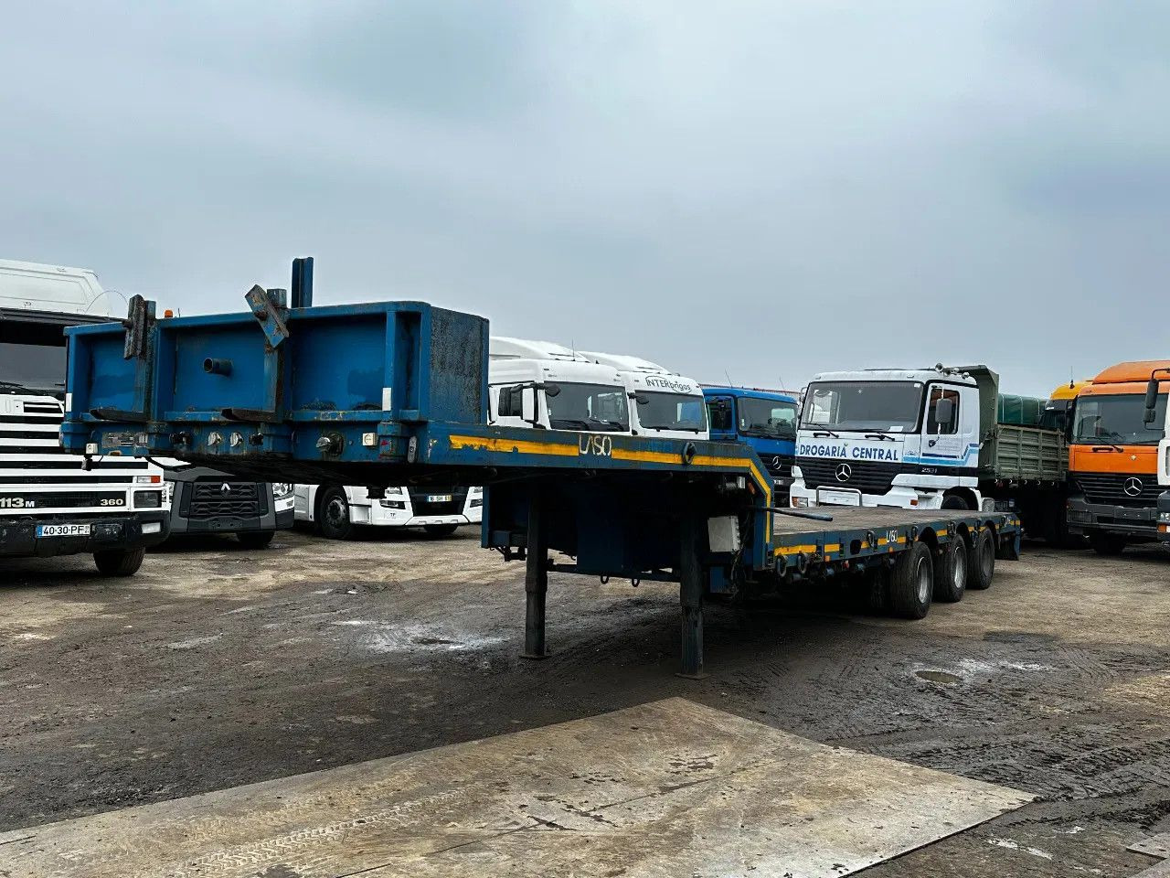 Nooteboom OSD-44 3 Axle lowloader Extandable 44Ton Nooteboom OSD-44 3 Axle lowloader Extandable 44Ton - Dieplader oplegger: afbeelding 1 Nooteboom OSD-44 3 Axle lowloader Extandable 44Ton Nooteboom OSD-44 3 Axle lowloader Extandable 44Ton - Dieplader oplegger: afbeelding 1