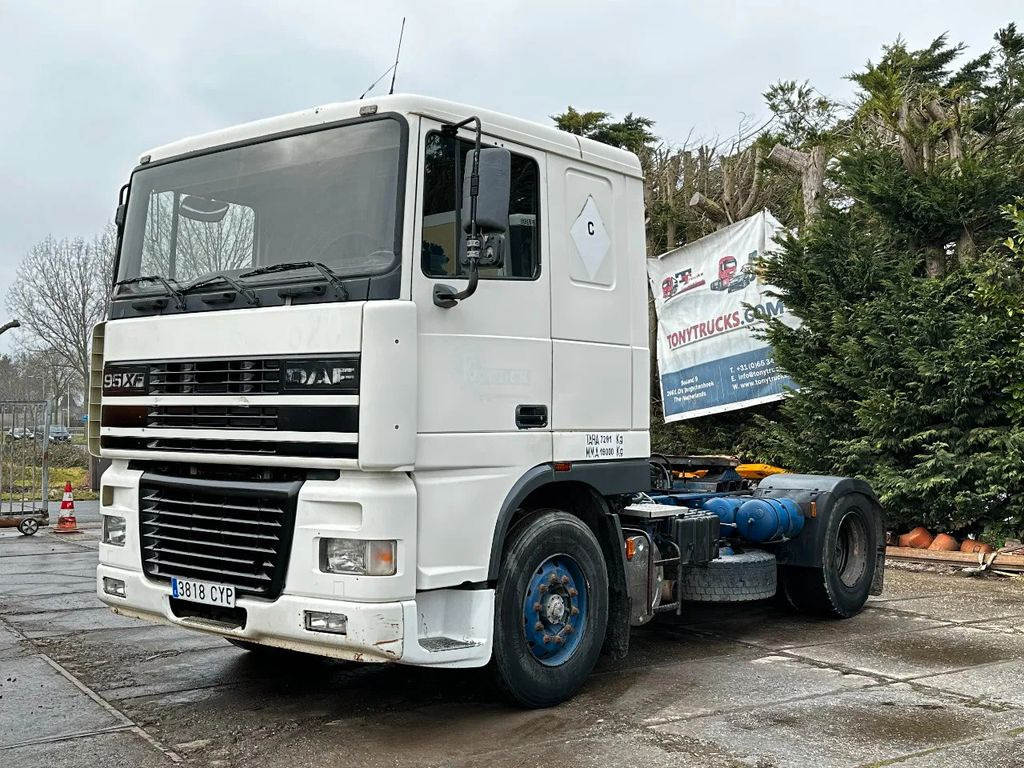 DAF XF 95.380 4X2 Tractor-unit Spring/Air ZF Manual - Trekker: afbeelding 2 DAF XF 95.380 4X2 Tractor-unit Spring/Air ZF Manual - Trekker: afbeelding 2