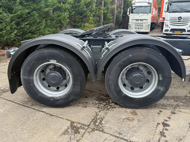 Mercedes-Benz SK 2629 V8 6X4 Tractor-unit Spring/Spring Manual gearbox OM442 - Trekker: afbeelding 5 Mercedes-Benz SK 2629 V8 6X4 Tractor-unit Spring/Spring Manual gearbox OM442 - Trekker: afbeelding 5