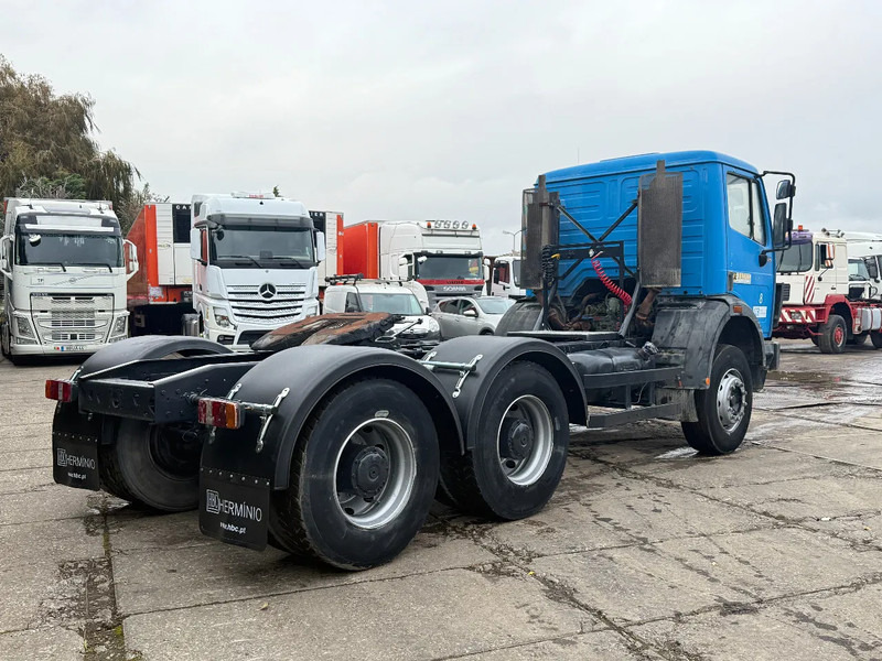Mercedes-Benz SK 2629 V8 6X4 Tractor-unit Spring/Spring Manual gearbox OM442 - Trekker: afbeelding 4 Mercedes-Benz SK 2629 V8 6X4 Tractor-unit Spring/Spring Manual gearbox OM442 - Trekker: afbeelding 4