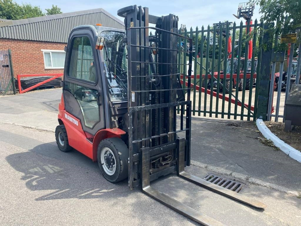 Manitou Mi25D - Diesel heftruck: afbeelding 2 Manitou Mi25D - Diesel heftruck: afbeelding 2