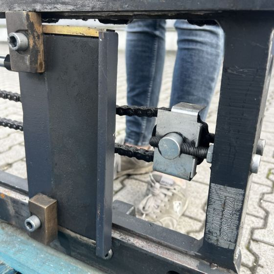 Kaup 2T163SN forkpositioner with sideshift - Aanbouwdeel voor Intern transport: afbeelding 2 Kaup 2T163SN forkpositioner with sideshift - Aanbouwdeel voor Intern transport: afbeelding 2