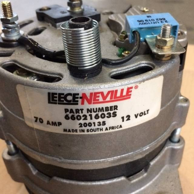 Alternator for Caterpillar/Mitsubishi - Dynamo voor Intern transport: afbeelding 3 Alternator for Caterpillar/Mitsubishi - Dynamo voor Intern transport: afbeelding 3