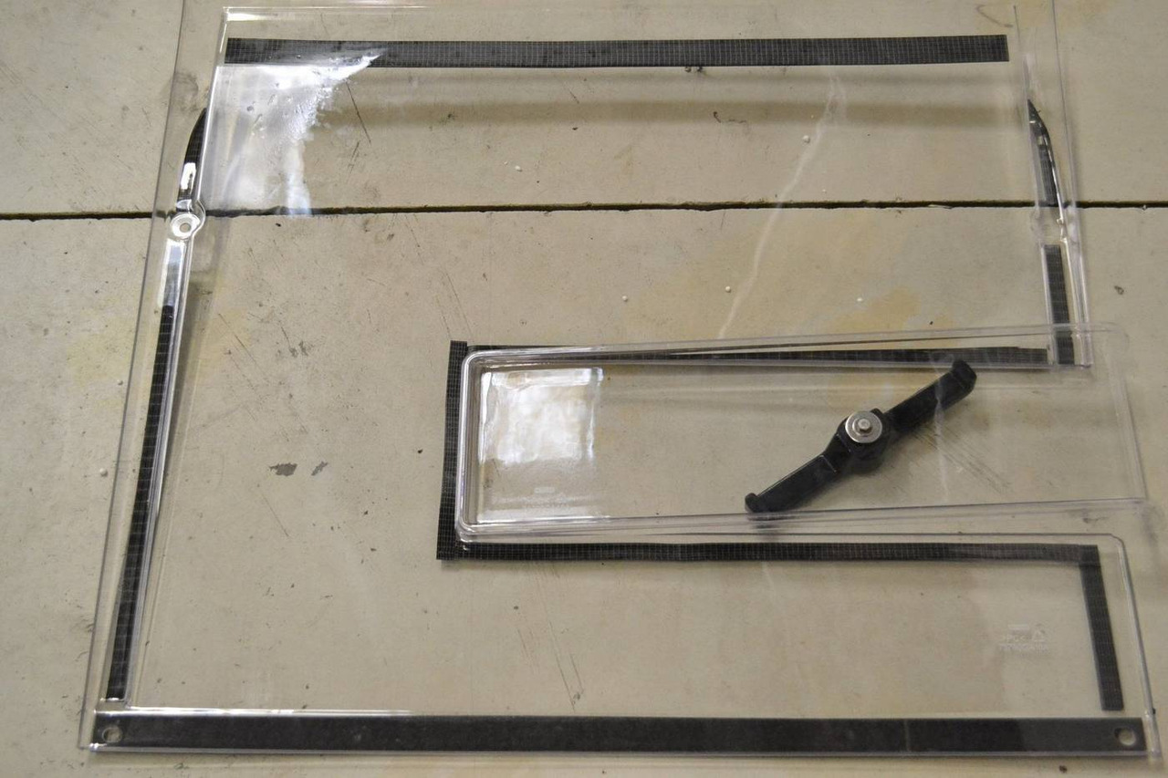 Deur en onderdelen voor Intern transport Complete set Nissan TX steel Cabin: afbeelding 11 Deur en onderdelen voor Intern transport Complete set Nissan TX steel Cabin: afbeelding 11