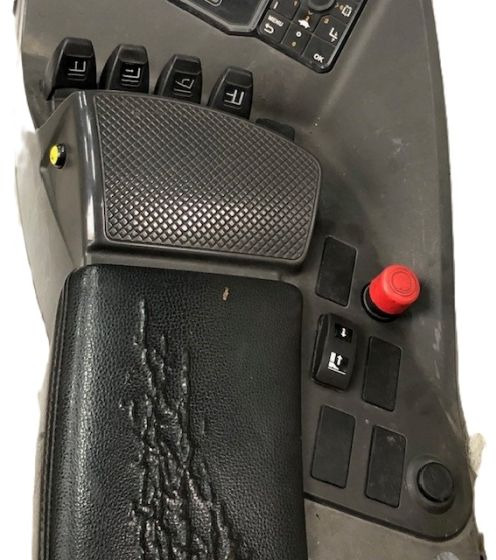 Console for Unicarriers UMS - Instrumentenpaneel voor Intern transport: afbeelding 4 Console for Unicarriers UMS - Instrumentenpaneel voor Intern transport: afbeelding 4
