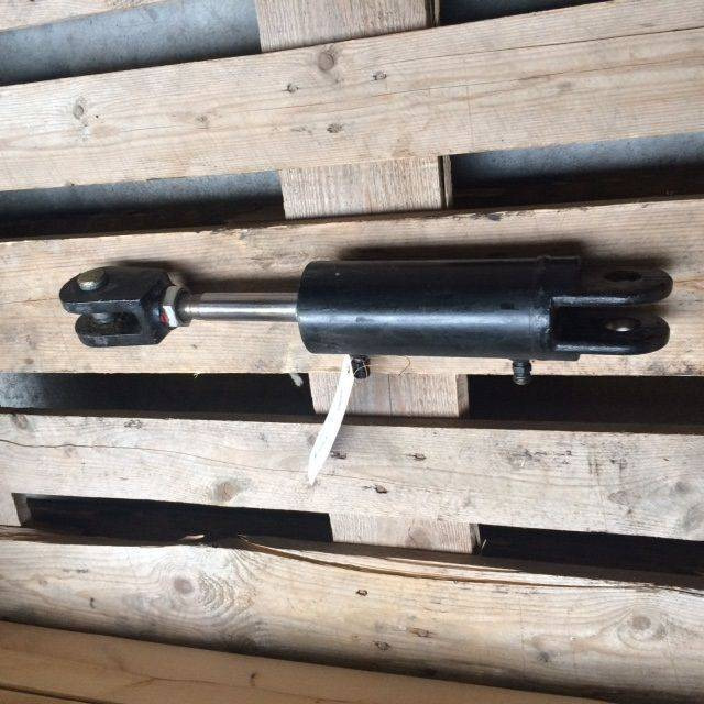 Cylinder, Tilt for Jungheinrich EFG 430 - Hydraulische cilinder voor Intern transport: afbeelding 2 Cylinder, Tilt for Jungheinrich EFG 430 - Hydraulische cilinder voor Intern transport: afbeelding 2