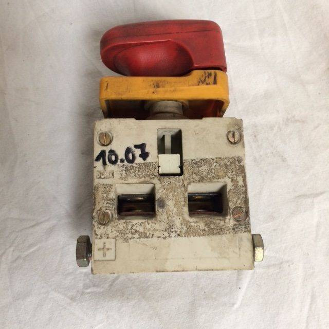 Emergency Switch - Elektrisch systeem voor Intern transport: afbeelding 2 Emergency Switch - Elektrisch systeem voor Intern transport: afbeelding 2