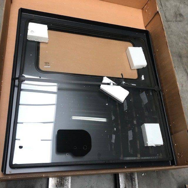 FRONT + ROOF PANEL FOR KOMATSU - Raam en onderdelen voor Intern transport: afbeelding 3 FRONT + ROOF PANEL FOR KOMATSU - Raam en onderdelen voor Intern transport: afbeelding 3