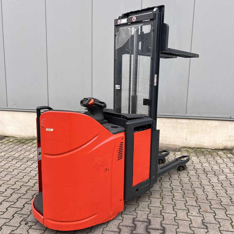 Linde D12SP (133) - Stapelaar: afbeelding 1 Linde D12SP (133) - Stapelaar: afbeelding 1