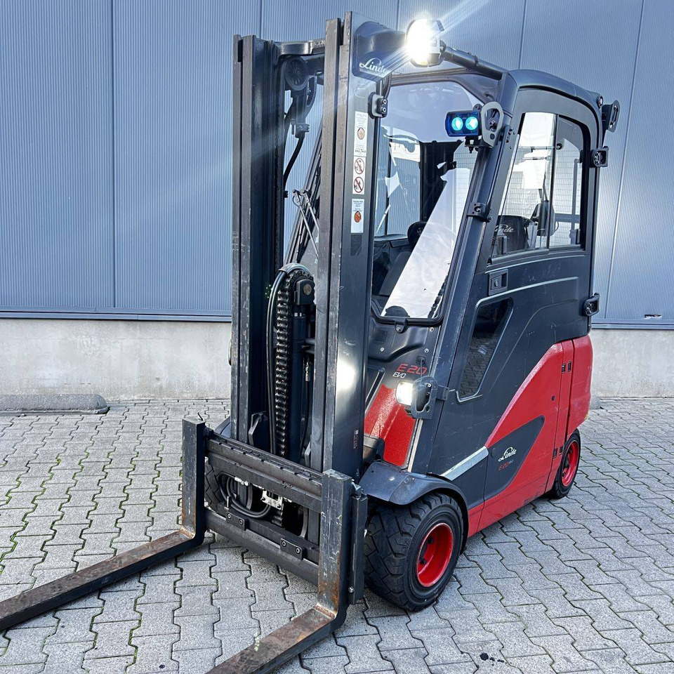 Linde E20PH (386-02) EVO - Elektrische heftruck: afbeelding 1 Linde E20PH (386-02) EVO - Elektrische heftruck: afbeelding 1