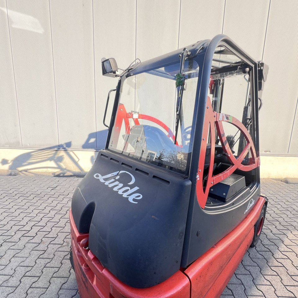 Linde E25S (336-03) - Elektrische heftruck: afbeelding 3 Linde E25S (336-03) - Elektrische heftruck: afbeelding 3