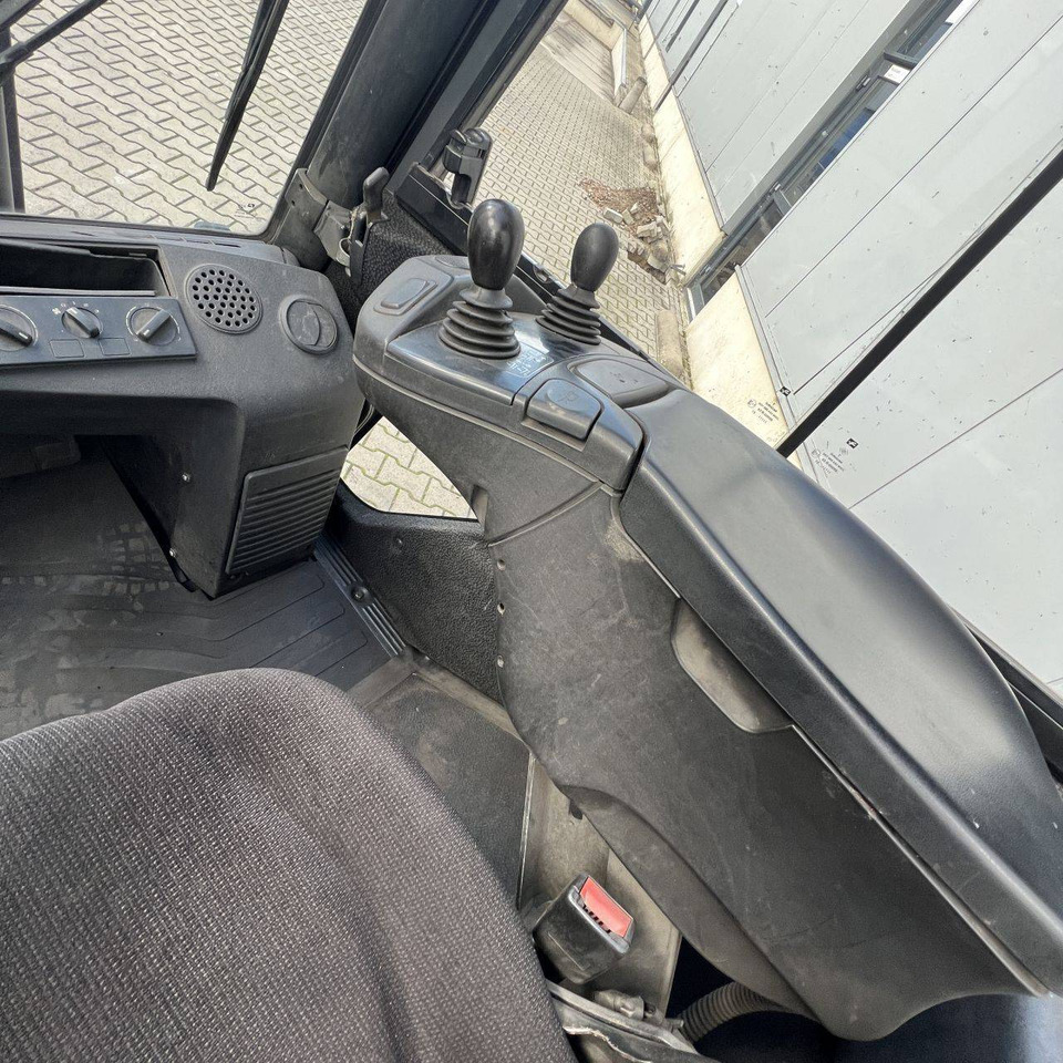 Linde H30D-02 (393) EVO - Diesel heftruck: afbeelding 5 Linde H30D-02 (393) EVO - Diesel heftruck: afbeelding 5