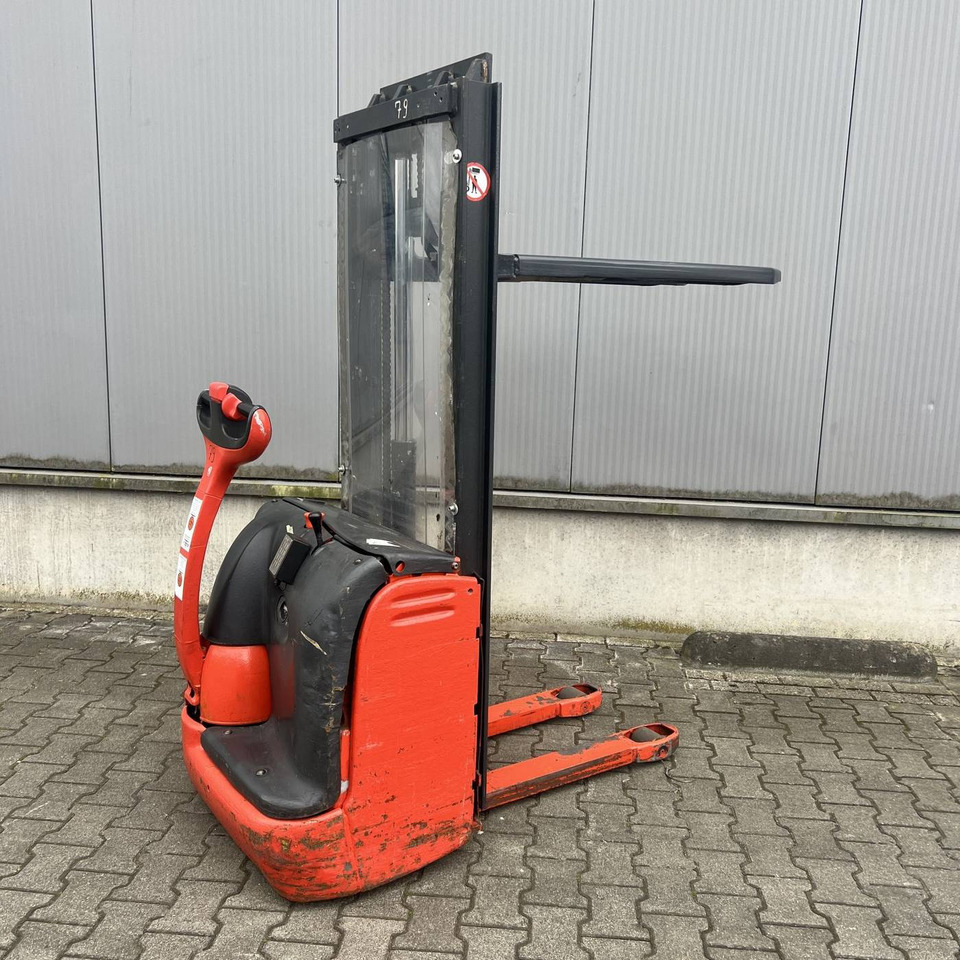 Linde L10 (379) - Stapelaar: afbeelding 2 Linde L10 (379) - Stapelaar: afbeelding 2