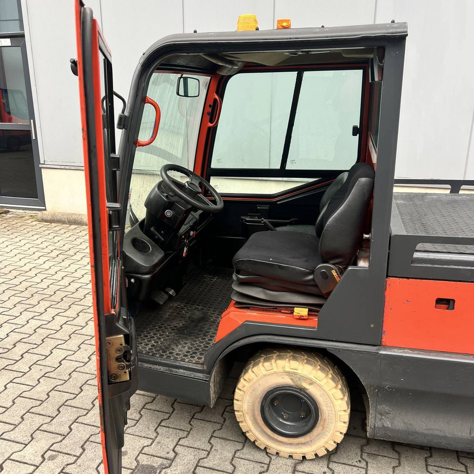 Linde P250 LWB (127) - Elektrische trekker: afbeelding 4 Linde P250 LWB (127) - Elektrische trekker: afbeelding 4