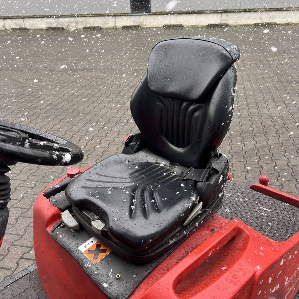 Linde P60Z (126) - Elektrische trekker: afbeelding 4 Linde P60Z (126) - Elektrische trekker: afbeelding 4