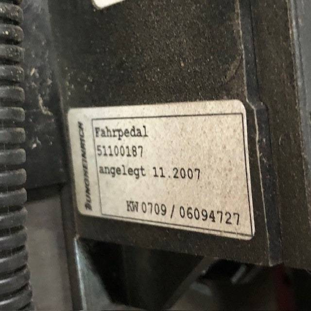 Plate floor for Jungheinrich - Pedaal voor Intern transport: afbeelding 3 Plate floor for Jungheinrich - Pedaal voor Intern transport: afbeelding 3