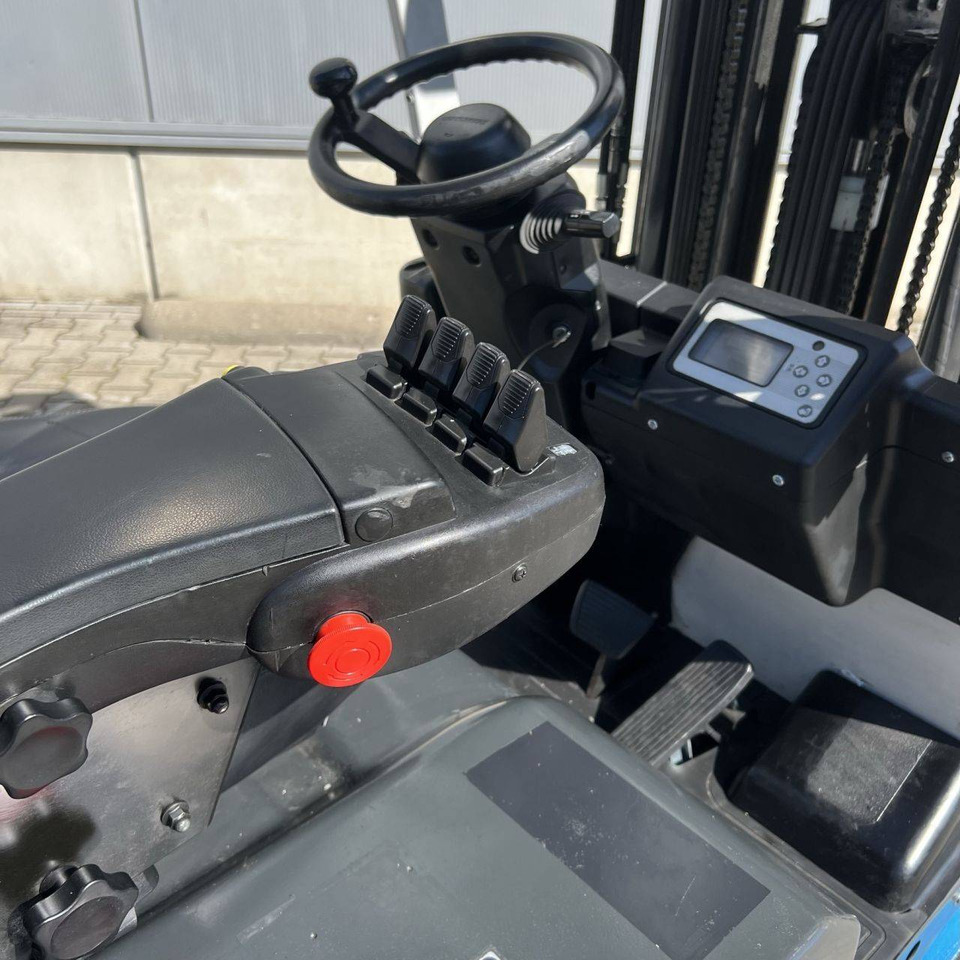 Unicarriers AG1N1L16Q - Elektrische heftruck: afbeelding 4 Unicarriers AG1N1L16Q - Elektrische heftruck: afbeelding 4