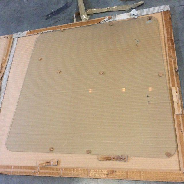 Wind screen for Linde Series 352 - Raam en onderdelen voor Intern transport: afbeelding 1 Wind screen for Linde Series 352 - Raam en onderdelen voor Intern transport: afbeelding 1