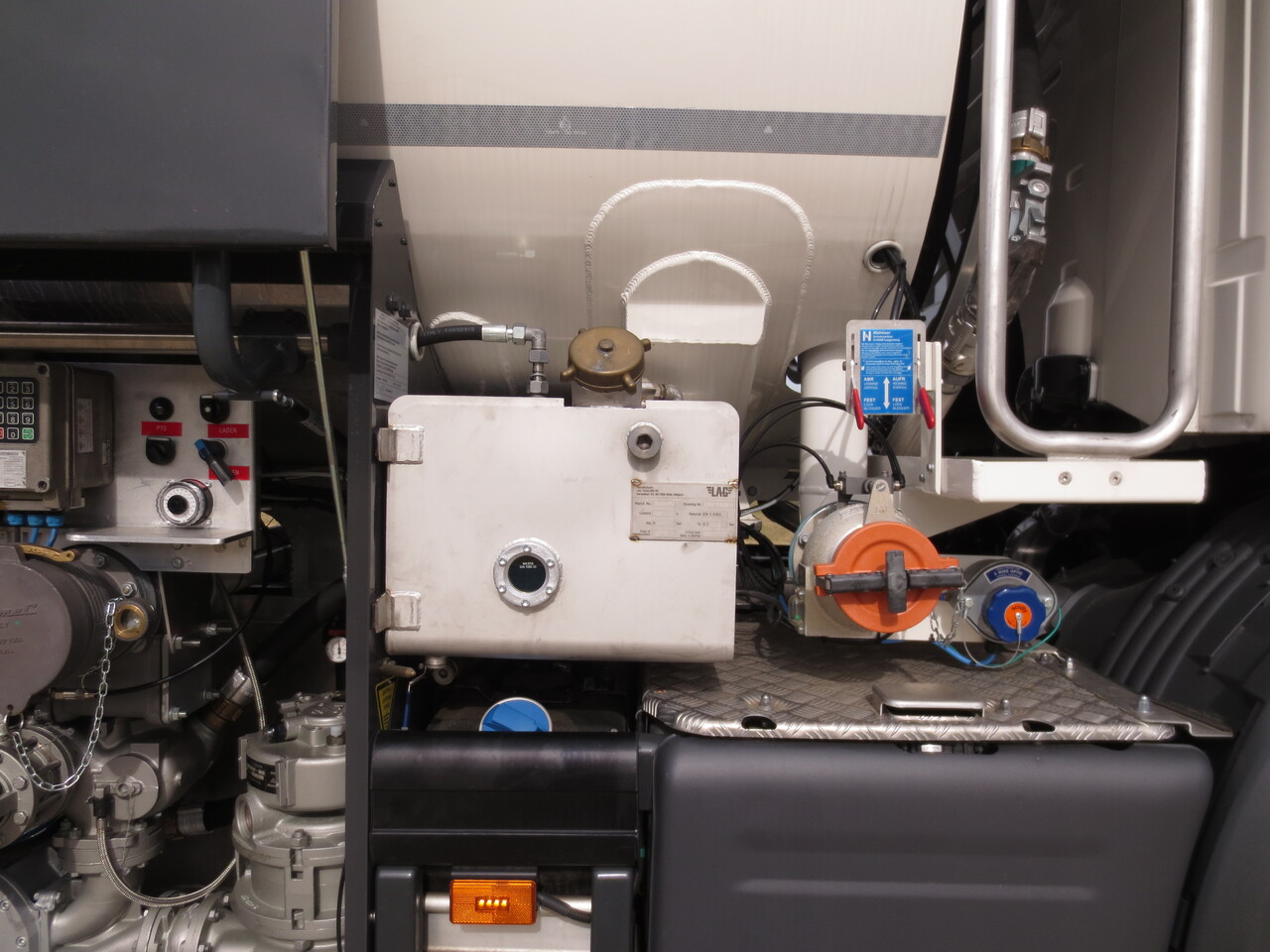 SCANIA G370 - Tankwagen: afbeelding 2 SCANIA G370 - Tankwagen: afbeelding 2