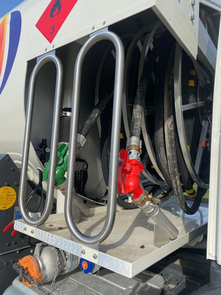 VOLVO FM430HP - Tankwagen: afbeelding 2 VOLVO FM430HP - Tankwagen: afbeelding 2