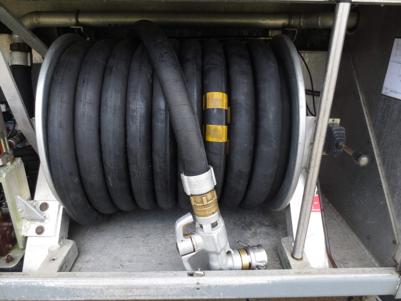 Tankwagen Volvo FMFH: afbeelding 8 Tankwagen Volvo FMFH: afbeelding 8