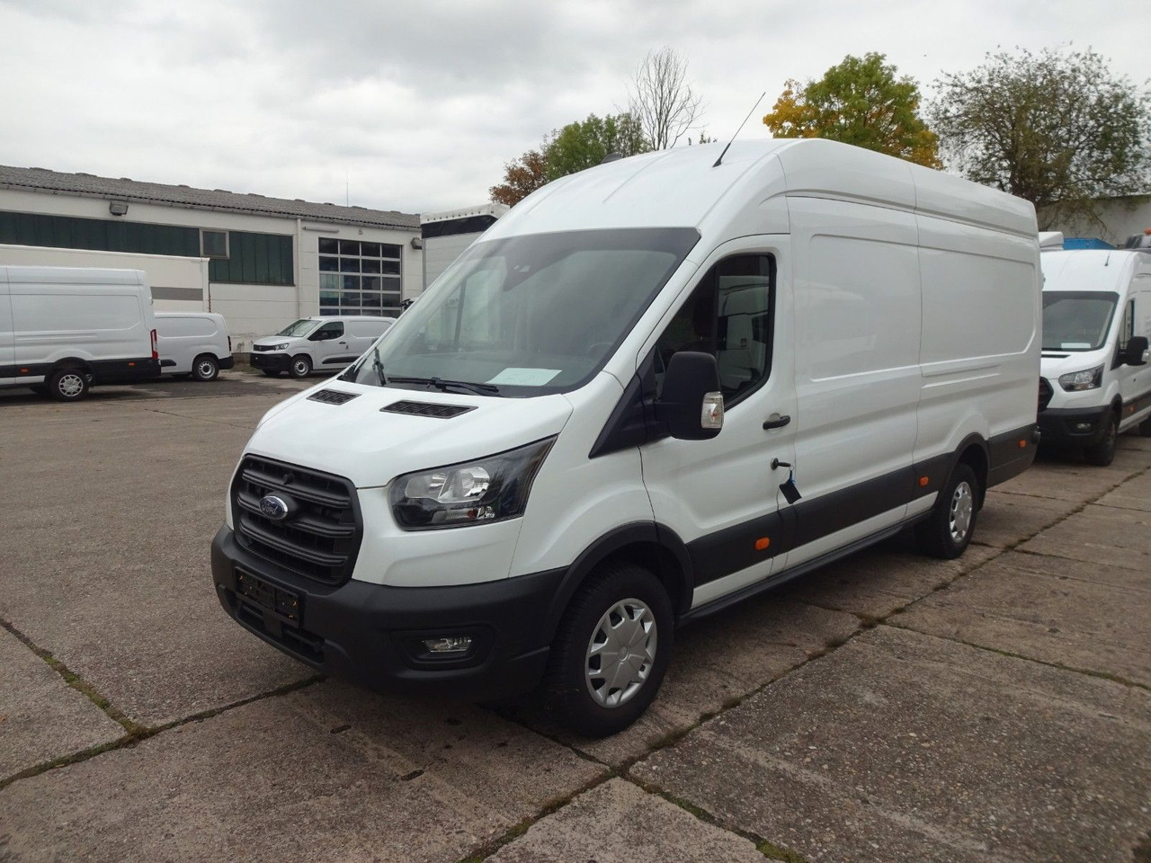 Ford 3 x Transit Kasten L4H3, Klima, Tempomat, Kamera - Gesloten bestelwagen: afbeelding 1 Ford 3 x Transit Kasten L4H3, Klima, Tempomat, Kamera - Gesloten bestelwagen: afbeelding 1
