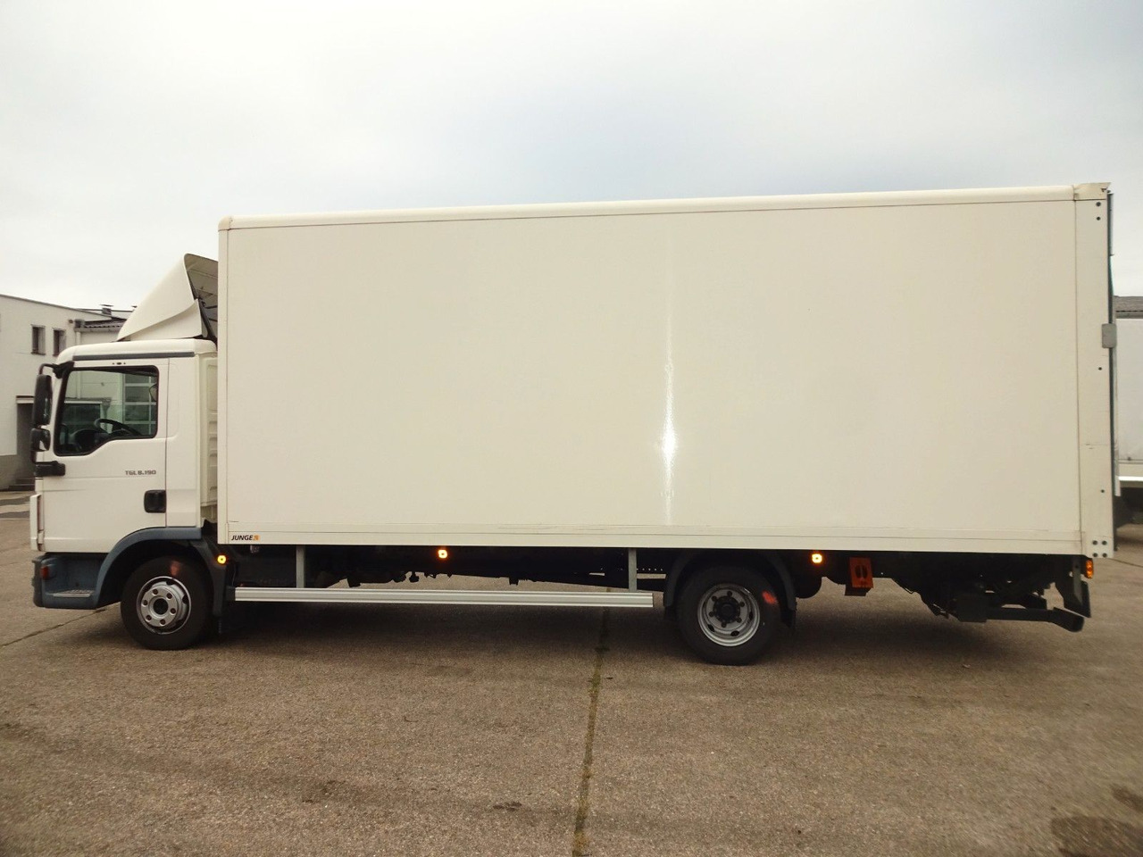 MAN TGL 8.190, LBW, Luft, Tempomat, Standheizung - Bestelwagen gesloten laadbak: afbeelding 4 MAN TGL 8.190, LBW, Luft, Tempomat, Standheizung - Bestelwagen gesloten laadbak: afbeelding 4