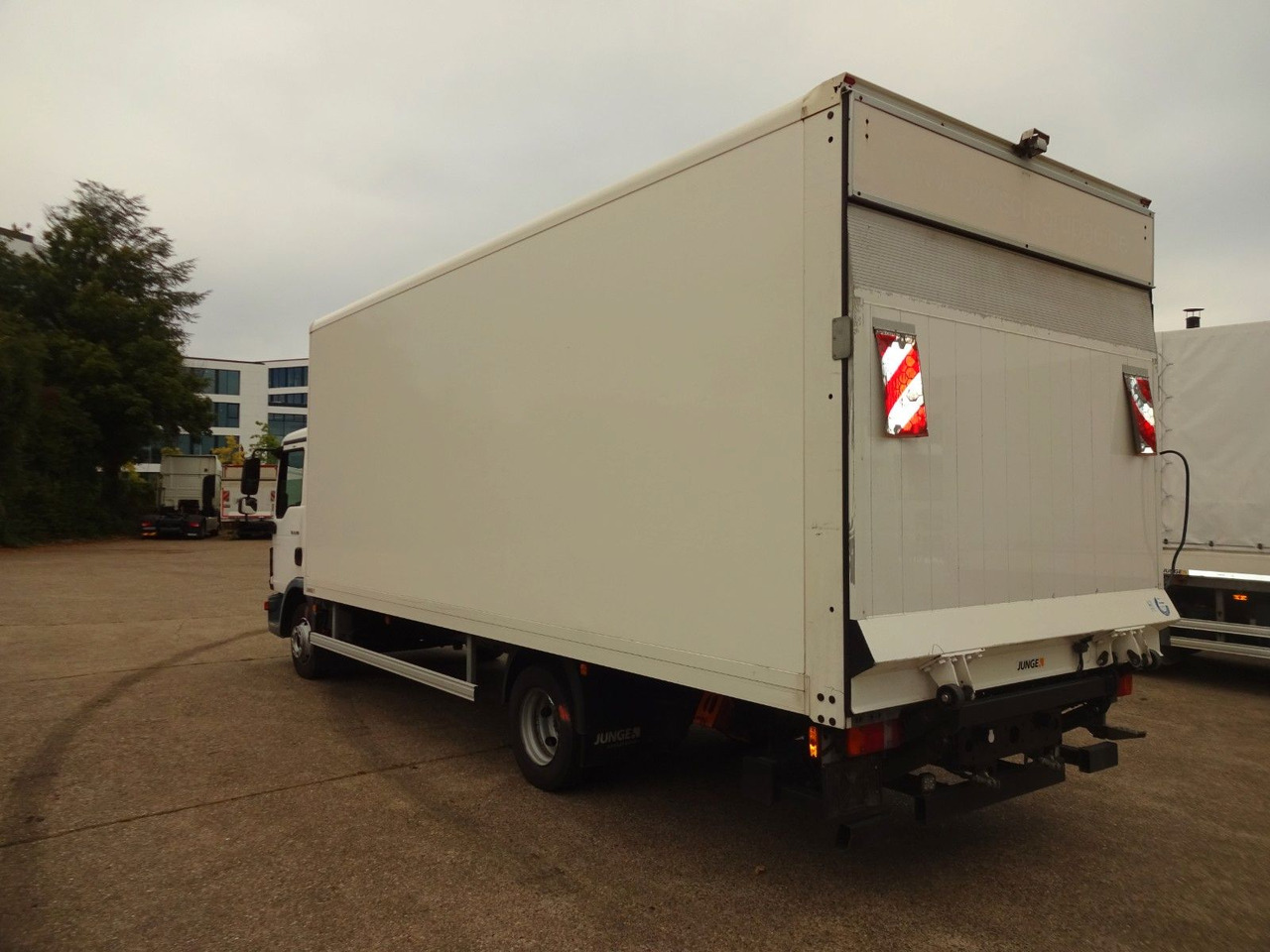 MAN TGL 8.190, LBW, Luft, Tempomat, Standheizung - Bestelwagen gesloten laadbak: afbeelding 5 MAN TGL 8.190, LBW, Luft, Tempomat, Standheizung - Bestelwagen gesloten laadbak: afbeelding 5